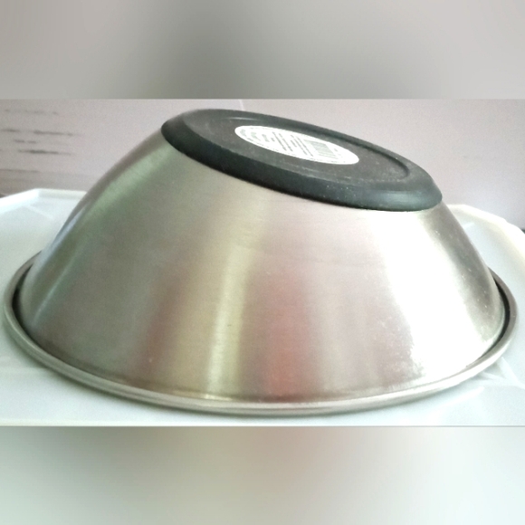 😺Pet Bowl - Stainless Steel - Non-Slip - Angled - Small 😺 - Picture 3 of 9